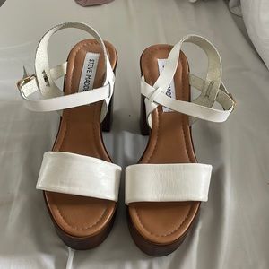 Steve Madden White platform heels